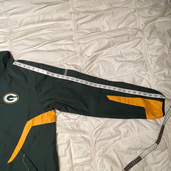 Greenbay Packers Reebok Half Zip Pullover - Picture 5 of 7